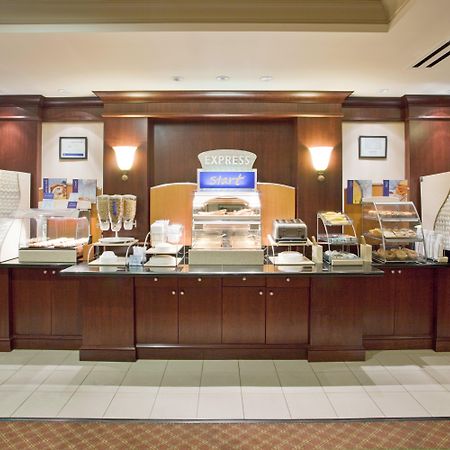 Holiday Inn Express Hotel & Suites Drums-Hazelton By Ihg Zewnętrze zdjęcie