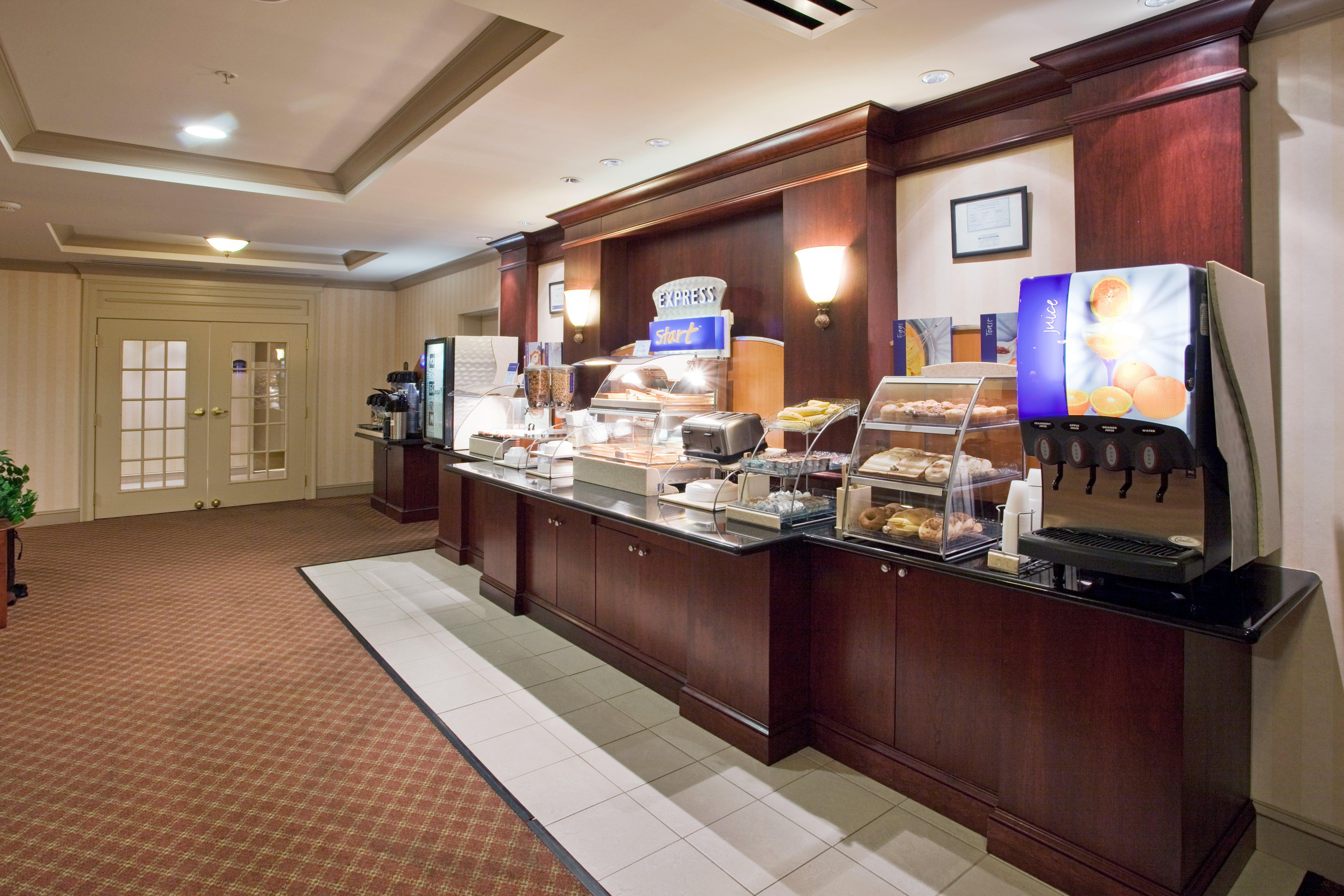 Holiday Inn Express Hotel & Suites Drums-Hazelton By Ihg Zewnętrze zdjęcie