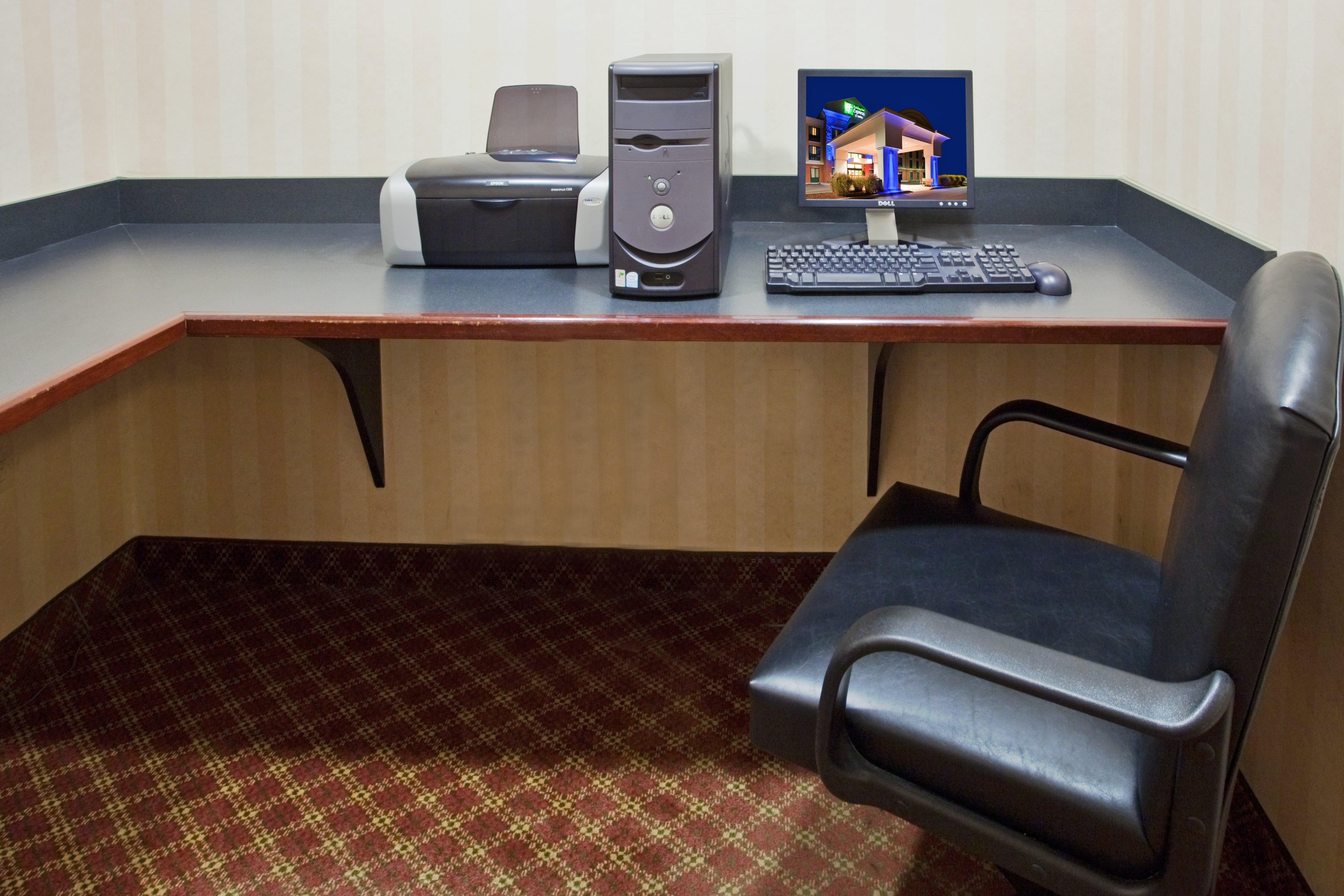 Holiday Inn Express Hotel & Suites Drums-Hazelton By Ihg Zewnętrze zdjęcie