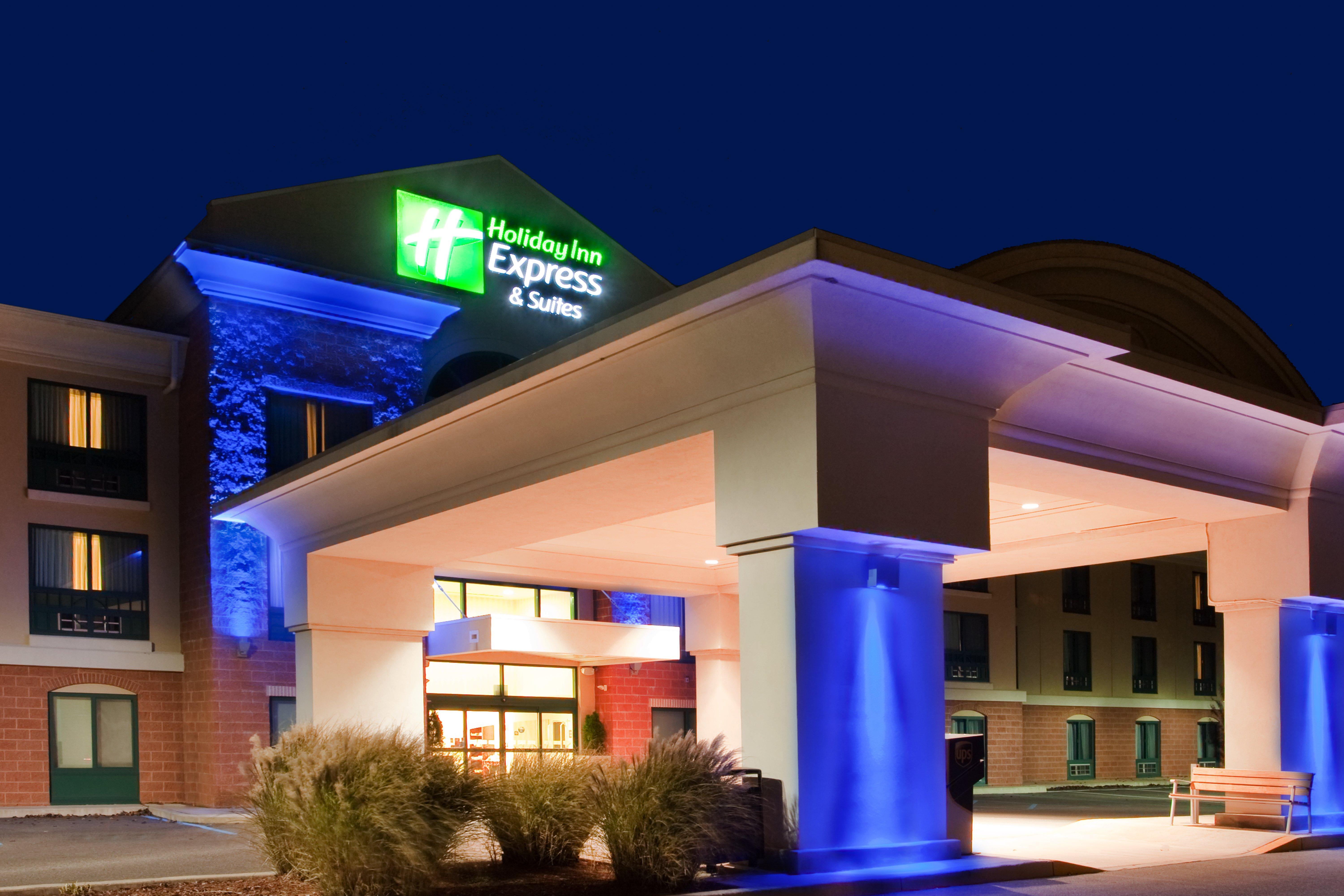 Holiday Inn Express Hotel & Suites Drums-Hazelton By Ihg Zewnętrze zdjęcie