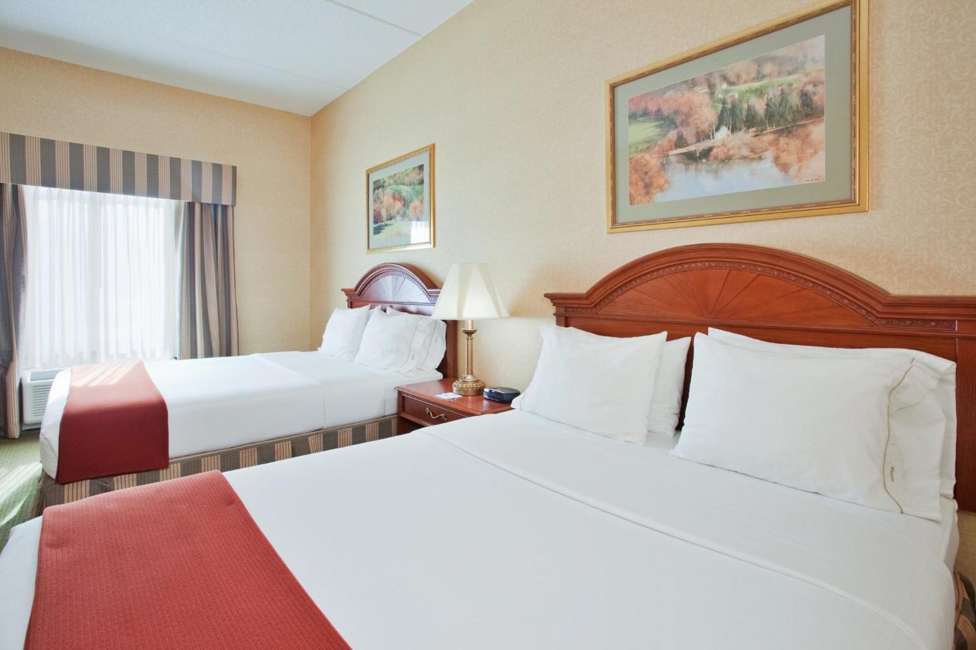 Holiday Inn Express Hotel & Suites Drums-Hazelton By Ihg Zewnętrze zdjęcie