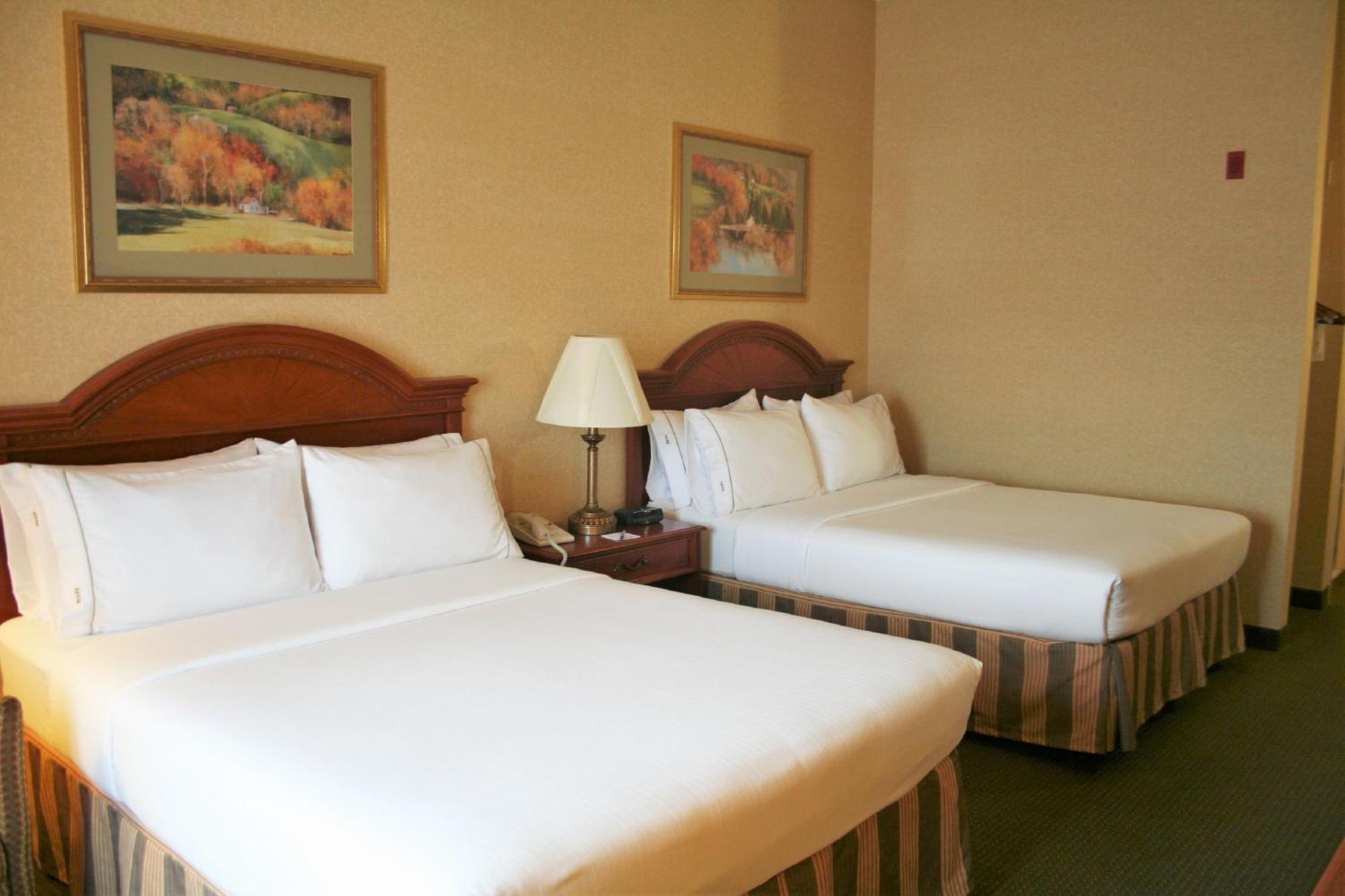 Holiday Inn Express Hotel & Suites Drums-Hazelton By Ihg Zewnętrze zdjęcie